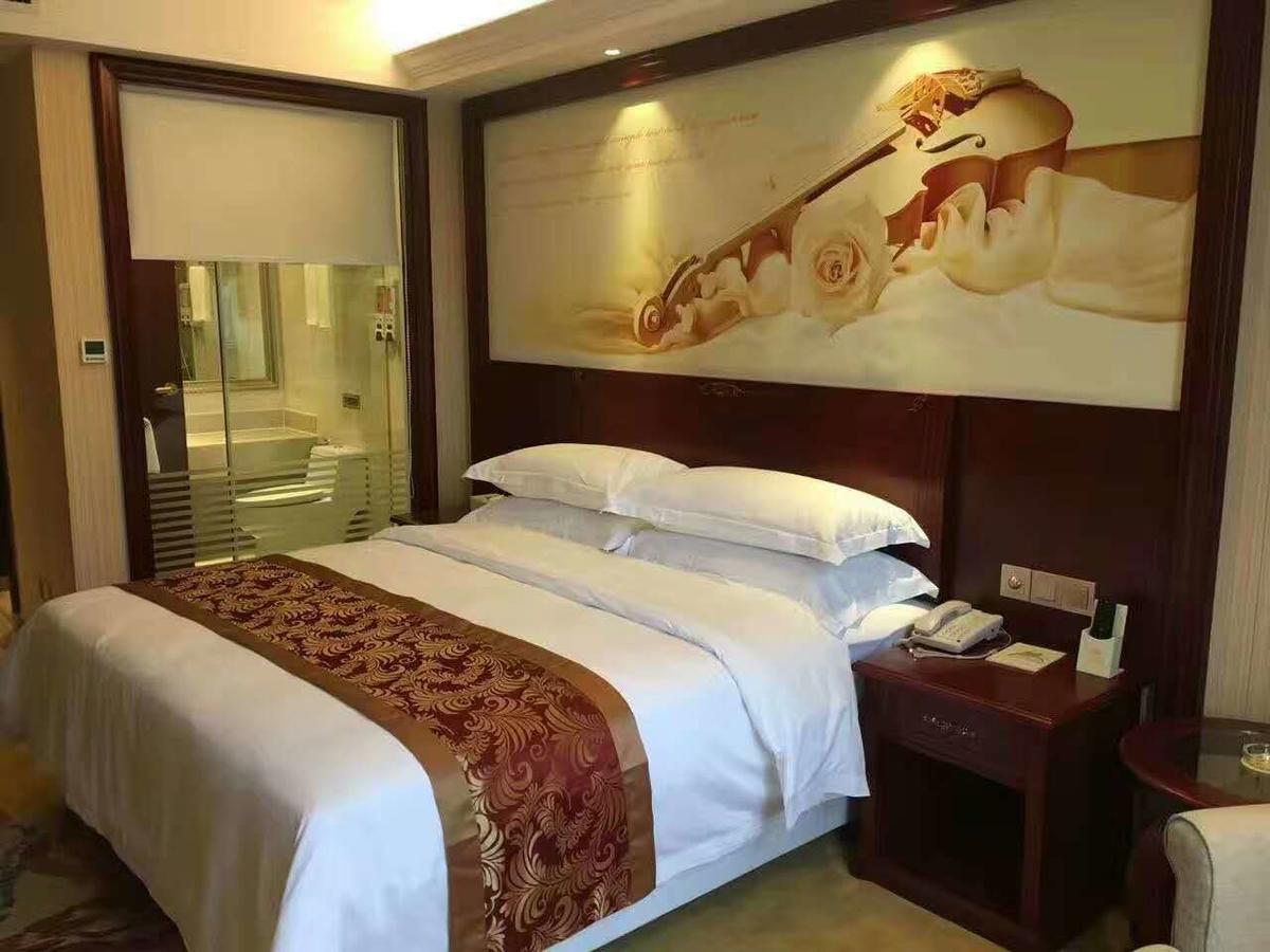 Vienna Hotel Zhongshan Guzhen Town Center Exterior foto