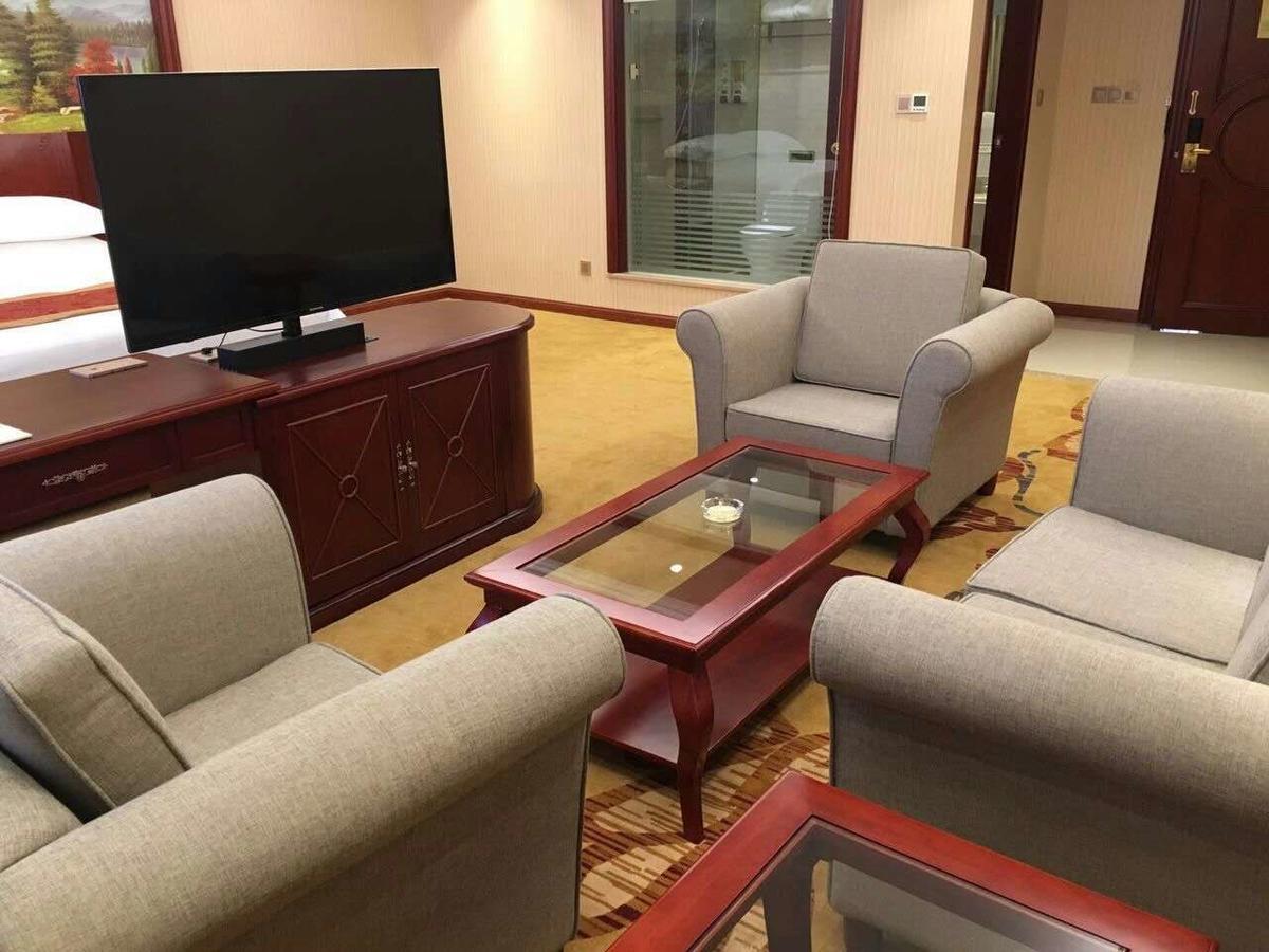 Vienna Hotel Zhongshan Guzhen Town Center Exterior foto